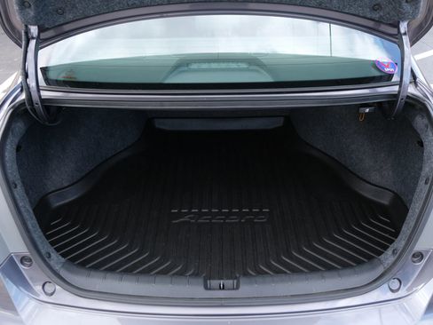 Used 2015 Honda Accord EX-L image 17