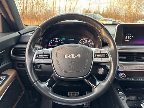 Used 2022 Kia Telluride SX w/ SX Prestige Package image 23