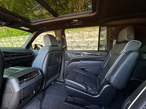 Used 2023 Cadillac Escalade ESV Sport w/ Touring Package AWD/4WD image 43