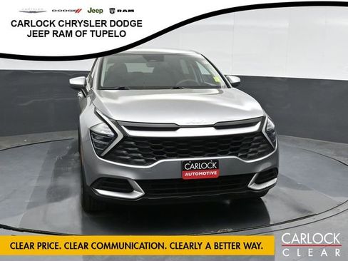 Used 2024 Kia Sportage LX image 6