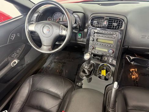 Used 2008 Chevrolet Corvette Convertible w/ Preferred Equipment Group RWD image 15