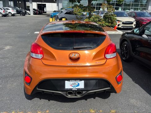 Used 2015 Hyundai Veloster Turbo FWD image 7