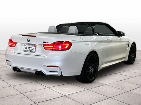 Used 2018 BMW M4 Convertible RWD image 14