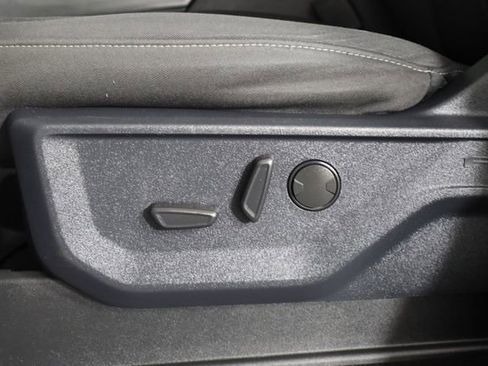 Certified 2022 Ford F150 XLT w/ Equipment Group 302A High image 43