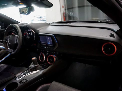 Used 2021 Chevrolet Camaro ZL1 image 38
