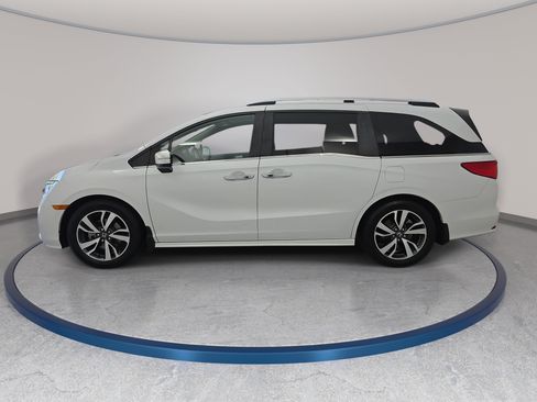 Used 2023 Honda Odyssey Touring image 8
