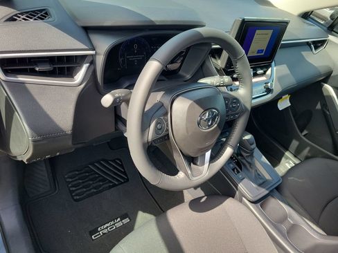 New 2026 Toyota Corolla Cross LE FWD image 7