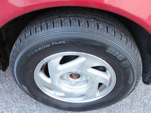 Used 1998 Toyota Sienna LE FWD image 17