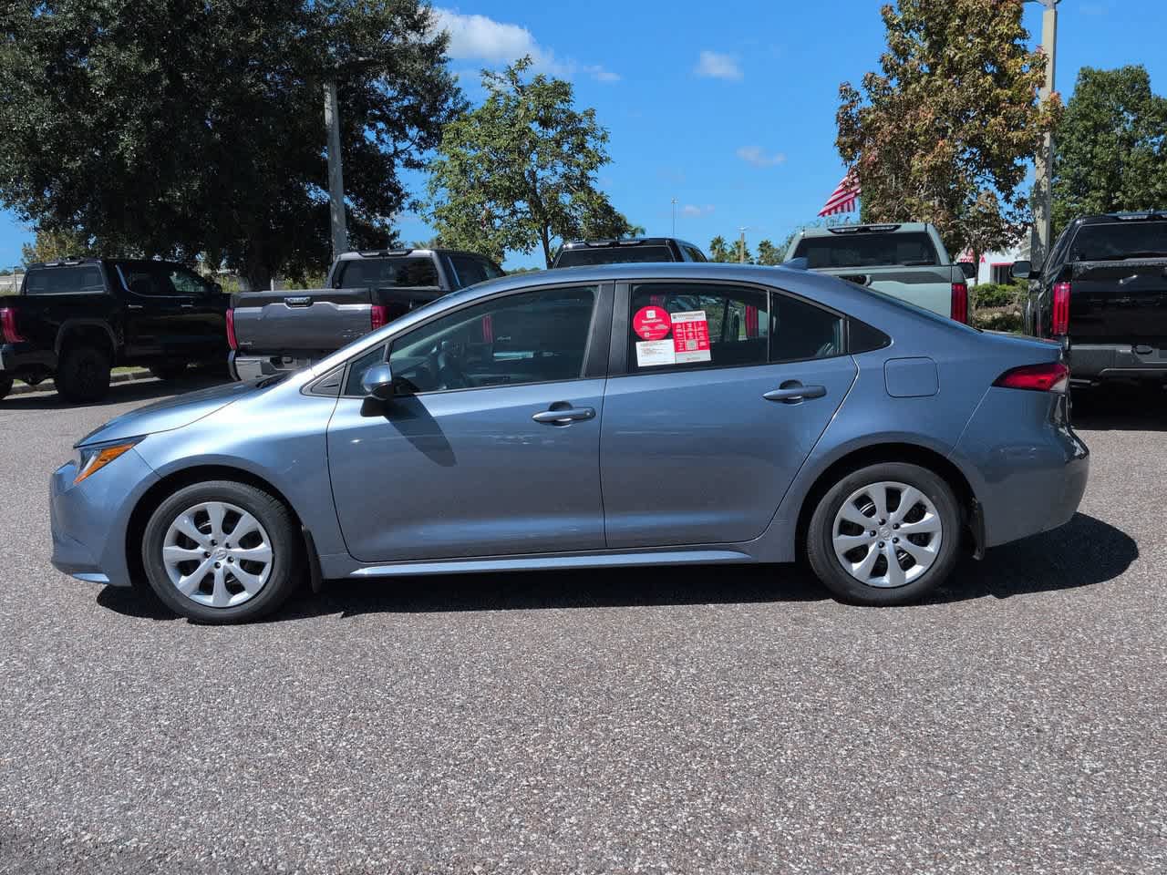 New 2027 Toyota Corolla LE FWD image 3