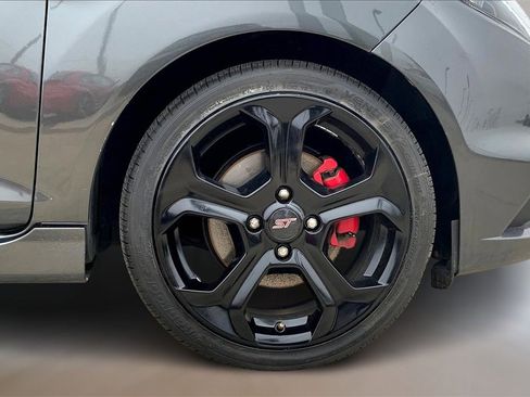 Used 2019 Ford Fiesta ST image 9