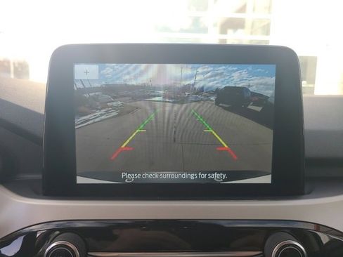 Used 2020 Ford Escape SE Sport image 30