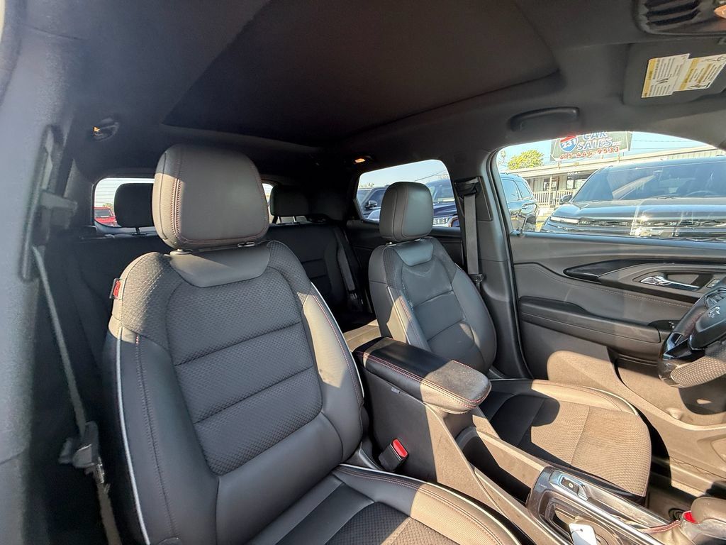 Used 2021 Chevrolet TrailBlazer RS w/ Sun and Liftgate Package FWD image 24