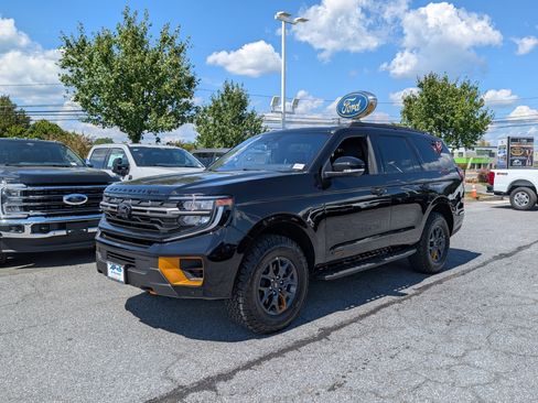 New 2025 Ford Expedition Tremor image 4