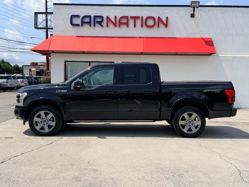Used 2018 Ford F150 Lariat w/ Equipment Group 502A Luxury AWD/4WD image 3