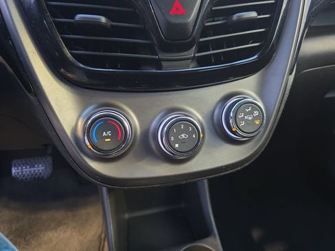 Certified 2021 Chevrolet Spark LT FWD image 20