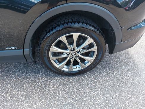 Used 2017 Toyota RAV4 Limited w/ Advanced Technology Package AWD/4WD image 29
