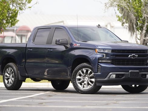 Used 2021 Chevrolet Silverado 1500 RST AWD/4WD image 2
