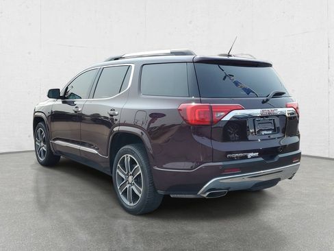 Used 2018 GMC Acadia Denali w/ Technology Package FWD image 5