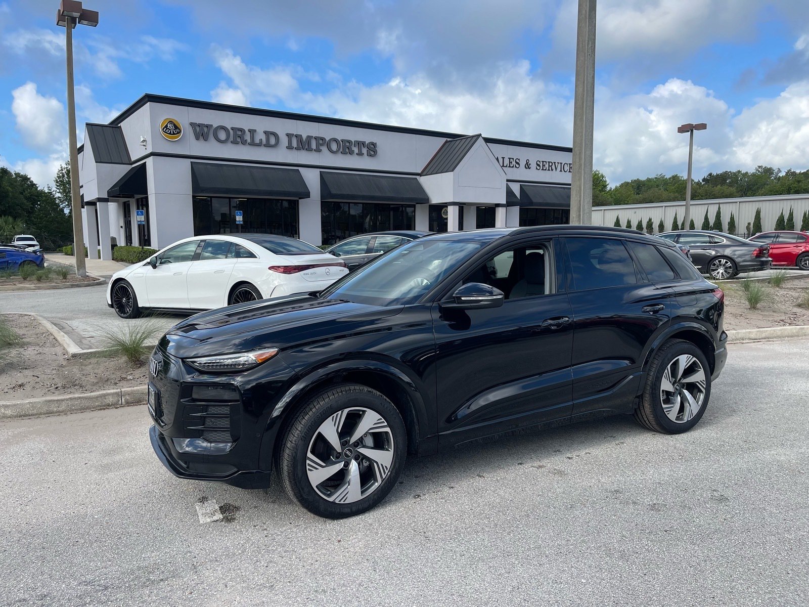 Used 2025 Audi Q6 e-tron Premium Plus w/ Premium Plus AWD/4WD image 48