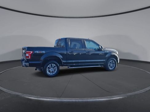 Used 2019 Ford F150 Lariat w/ Trailer Tow Package image 8