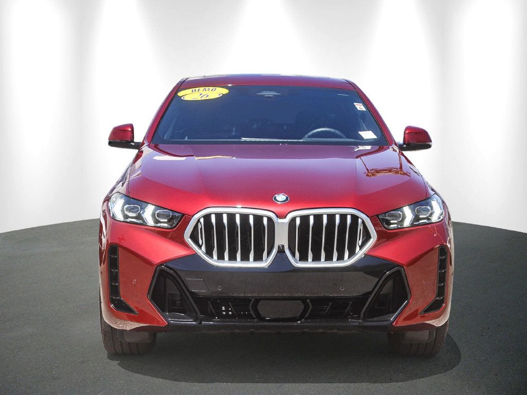 Used 2026 BMW X6 xDrive40i AWD/4WD image 2
