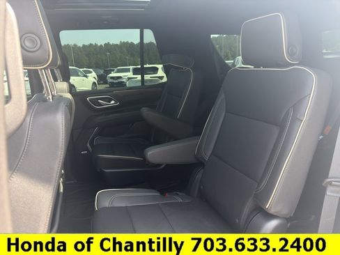 Used 2023 Chevrolet Tahoe Premier AWD/4WD image 27
