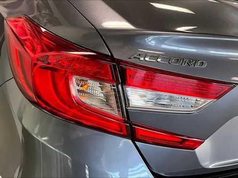 Used 2018 Honda Accord EX-L image 30