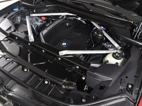 Used 2024 BMW X6 xDrive40i w/ Premium Package image 39