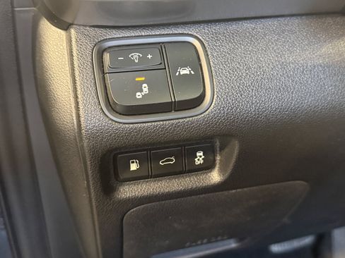 Used 2020 Kia Optima S FWD image 19