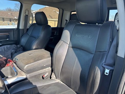 Used 2018 RAM 1500 Laramie w/ Convenience Group image 14