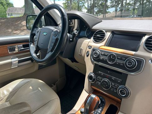 Used 2013 Land Rover LR4 HSE LUX w/ Luxury Pkg AWD/4WD image 34