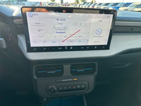 New 2025 Ford Maverick XLT w/ XLT Luxury Package image 18