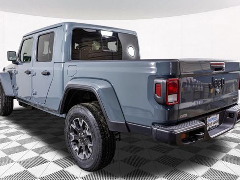 New 2026 Jeep Gladiator Sport AWD/4WD image 17