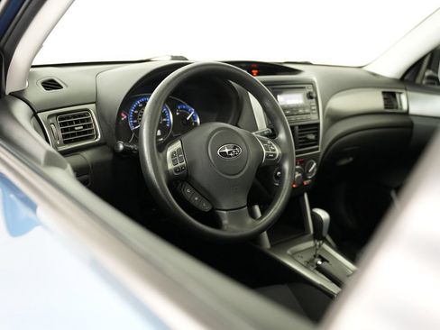Used 2012 Subaru Forester 2.5X Premium AWD/4WD image 6