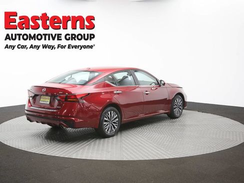 Used 2023 Nissan Altima 2.5 SV w/ SV Premium Package AWD/4WD image 42