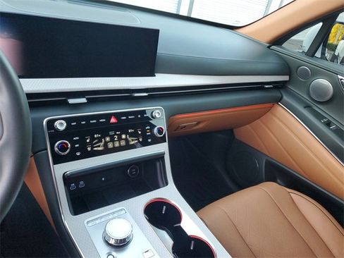 Used 2025 Genesis GV80 3.5T Advanced image 26