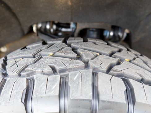 Used 2024 Chevrolet Silverado 2500 LT image 26