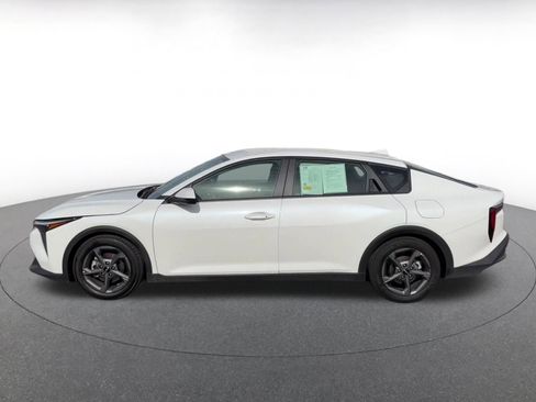 Used 2025 Kia K4 FWD image 9