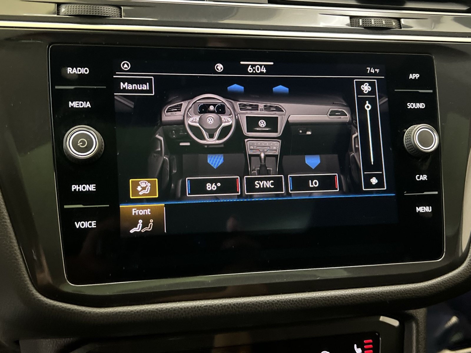 Used 2023 Volkswagen Tiguan SE R-Line FWD image 38