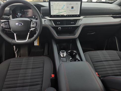 New 2026 Ford Explorer ST-Line RWD image 5
