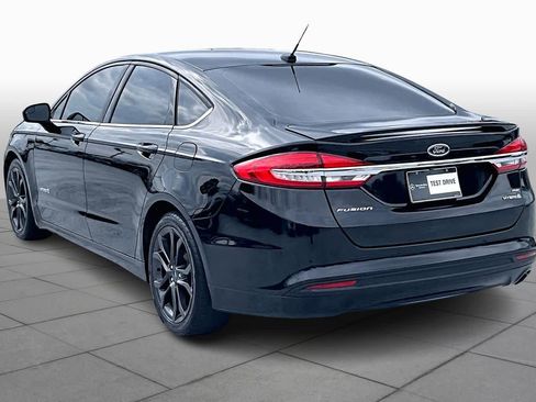Used 2018 Ford Fusion SE w/ Equipment Group 601A image 11