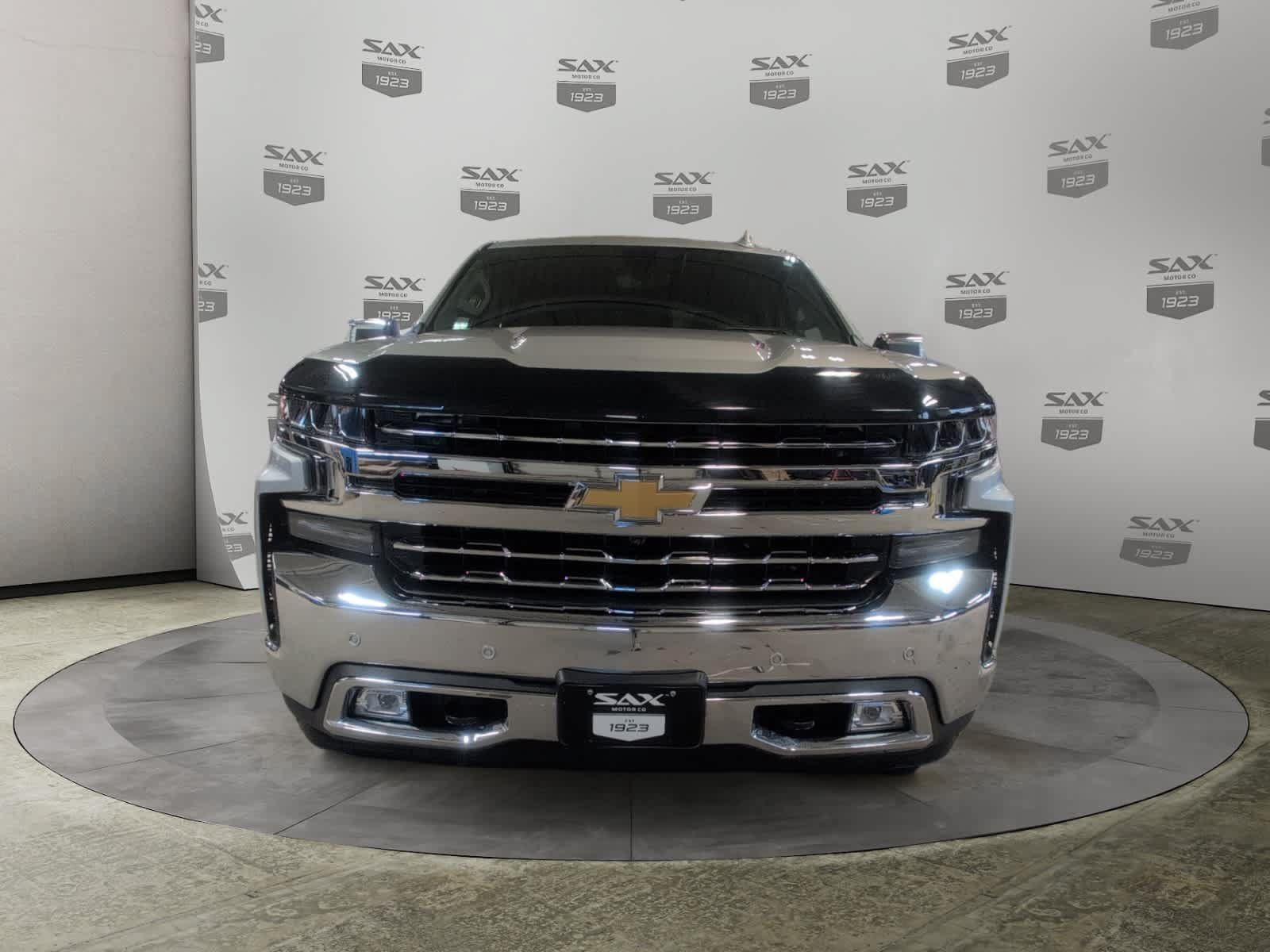 Used 2021 Chevrolet Silverado 1500 LTZ w/ LTZ Premium Package AWD/4WD image 8