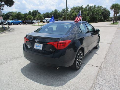 Used 2019 Toyota Corolla SE FWD image 7