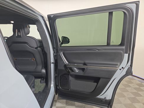 Used 2024 Rivian R1S Adventure AWD/4WD image 19