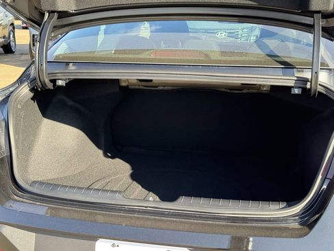 New 2026 Hyundai Elantra SE image 25