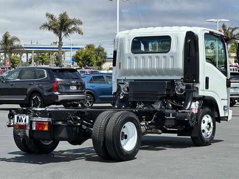 New 2026 Chevrolet Low Cab Forward RWD image 4