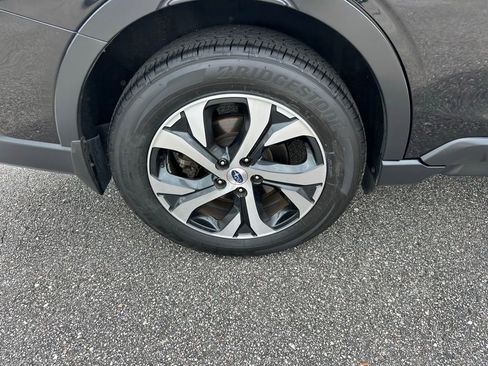 Used 2021 Subaru Outback Touring image 5