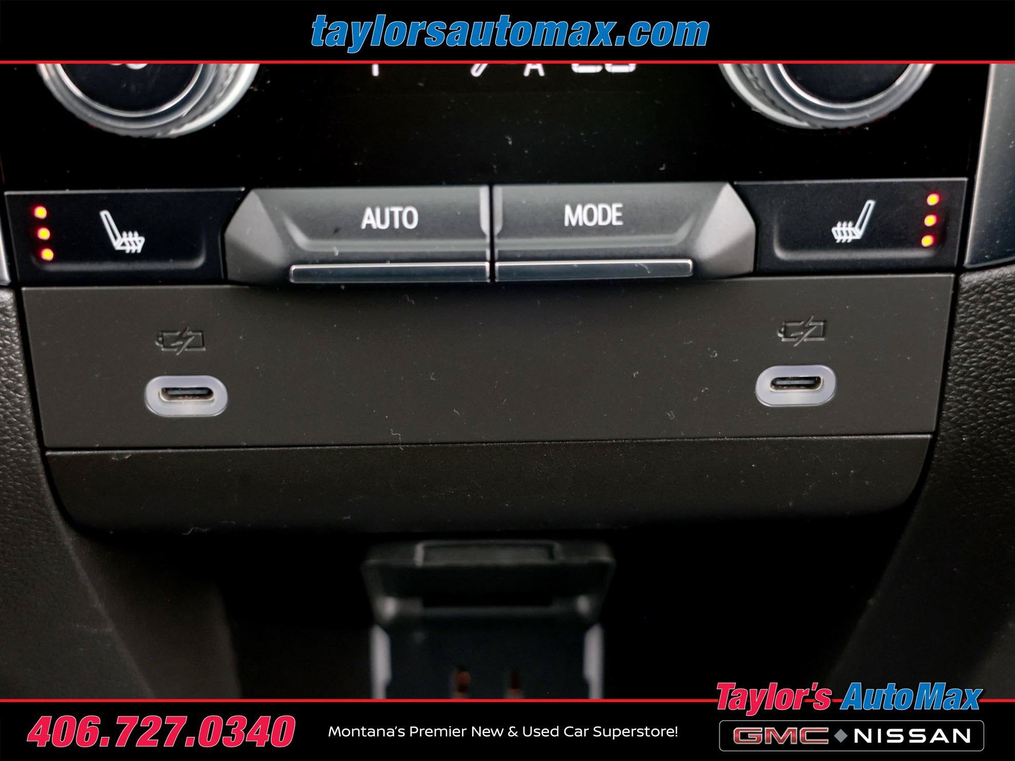 Used 2022 GMC Yukon Denali w/ Advanced Technology Package AWD/4WD image 41