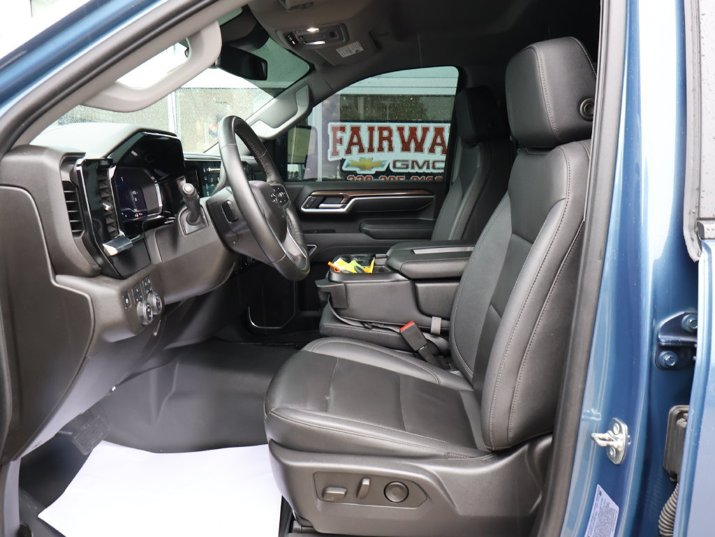 Certified 2025 Chevrolet Silverado 2500 LT w/ Trail Boss Package AWD/4WD image 15