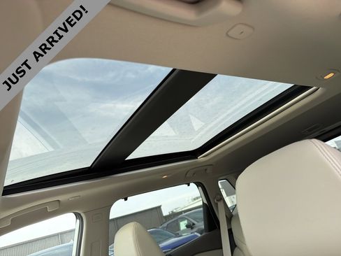 Certified 2023 Nissan Rogue SL w/ SL Premium Package image 11